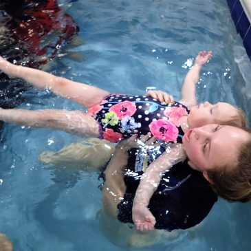 How to Stay Organized as a Swim Mom